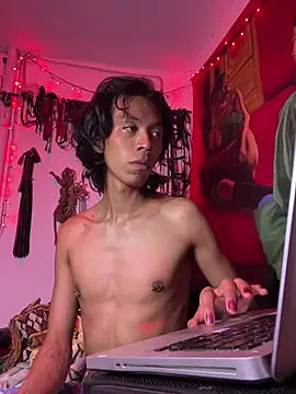 MadamLeRouge online show from 03/22/26, 10:35