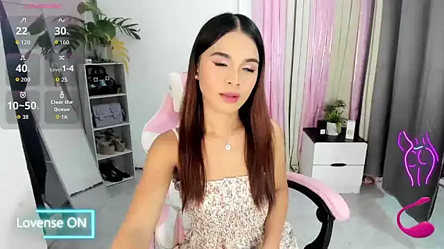 jeanalove online show from 04/17/26, 01:03