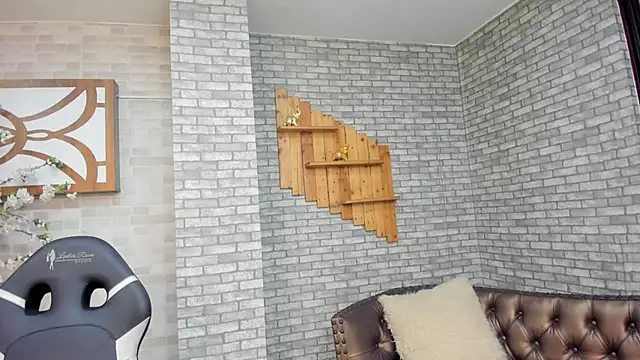 Snapshot of Alisonn_Doll chatting on 11/15/25, 12:13 Alisonn Doll online show from 11/15/25, 12:13