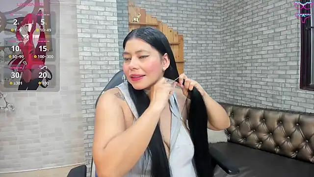 Snapshot of Alisonn_Doll chatting on 11/16/25, 12:22 Alisonn Doll online show from 11/16/25, 12:22