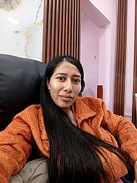 Amelia Rivas online show from 11/19/25, 09:37