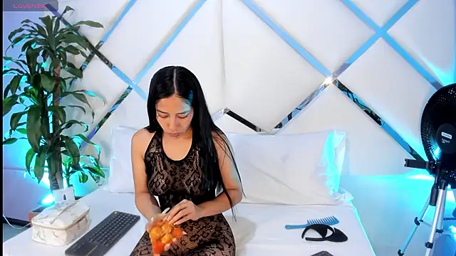 Amelia Rivas online show from 03/25/26, 01:06