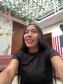 Amelia Rivas online show from 07/04/26, 07:31