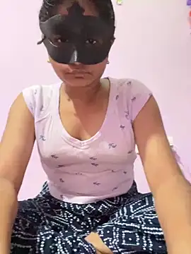 Snapshot of TeluguIshu_teen20 chatting on 10/14/25, 07:36 TeluguIshu teen20 online show from 10/14/25, 07:36