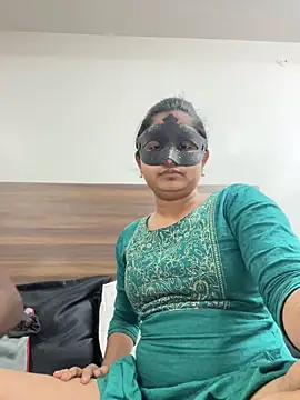 Snapshot of TeluguIshu_teen20 chatting on 10/15/25, 07:47 TeluguIshu teen20 online show from 10/15/25, 07:47