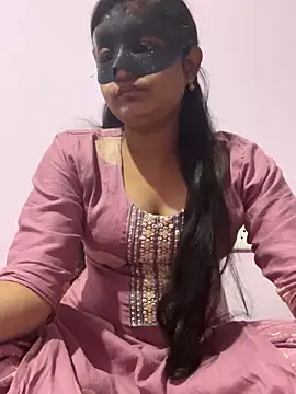 Snapshot of TeluguIshu_teen20 chatting on 11/19/25, 04:51 TeluguIshu teen20 online show from 11/19/25, 04:51