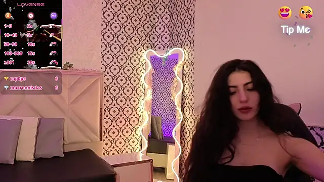 Ixchel tay online show from 01/13/26, 03:23