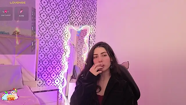 Ixchel tay online show from 02/21/26, 03:29