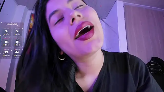 violet blaze online show from 11/24/25, 10:26