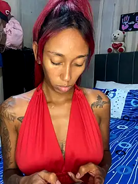 Snapshot of Zasha_Romero chatting on 10/17/25, 03:31 Zasha Romero online show from 10/17/25, 03:31