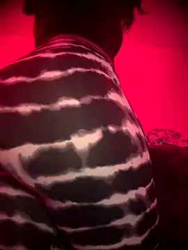 Snapshot of bellacagyal chatting on 11/22/25, 02:10 bellacagyal online show from 11/22/25, 02:10