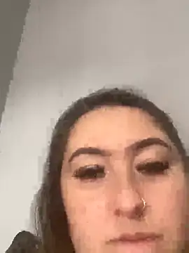 Snapshot of alegata27 chatting on 10/17/25, 03:47 alegata27 online show from 10/17/25, 03:47