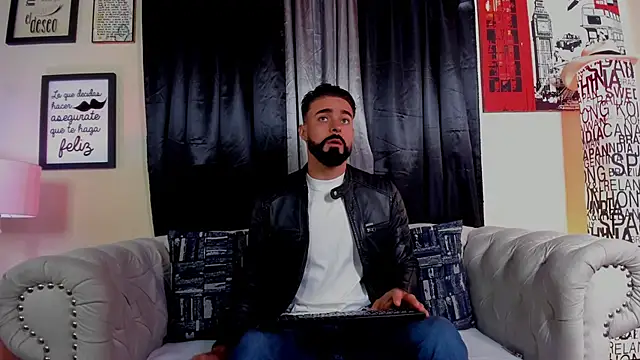 Snapshot of Kael_Bronte chatting on 10/22/25, 10:48 Kael Bronte online show from 10/22/25, 10:48