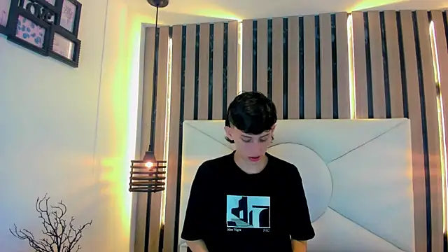 thaigo twink38 online show from 04/14/26, 03:34