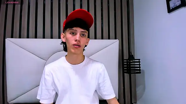thaigo twink38 online show from 04/27/26, 03:59