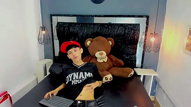 thaigo twink38 online show from 06/25/26, 05:45
