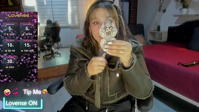 sophialyh 1 online show from 06/02/26, 01:02