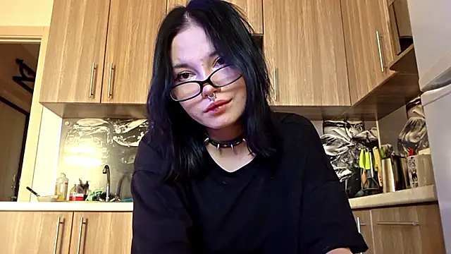 Snapshot of Beeping_Creature chatting on 01/16/26, 06:28 Beeping Creature online show from 01/16/26, 06:28