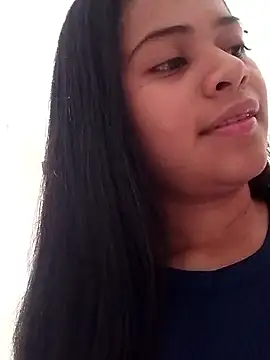 Snapshot of Antonela_19 chatting on 10/01/25, 01:50 Antonela 19 online show from 10/01/25, 01:50