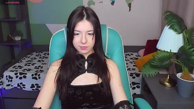 Azaliya Haze online show from 11/21/25, 08:18