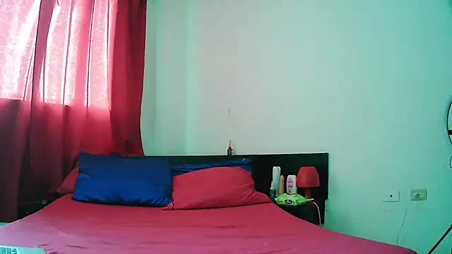 MissAsly online show from 12/04/25, 04:16