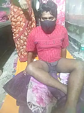 RED Queen 6 online show from 11/25/25, 03:01