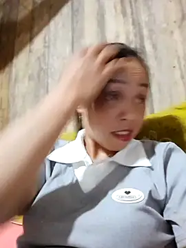 Tuyet xx online show from 10/04/25, 01:58