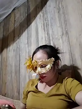 Tuyet xx online show from 10/22/25, 02:39