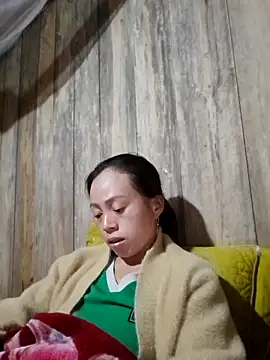 Tuyet xx online show from 12/03/25, 05:04