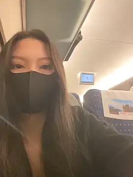 Snapshot of xiaojiu-6 chatting on 10/27/25, 07:34 xiaojiu-6 online show from 10/27/25, 07:34