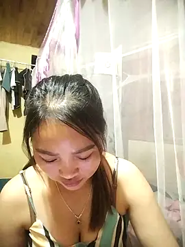 Snapshot of Liu30 chatting on 10/02/25, 03:19 Liu30 online show from 10/02/25, 03:19