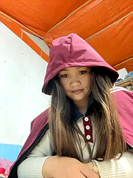 Snapshot of Liu30 chatting on 11/29/25, 06:55 Liu30 online show from 11/29/25, 06:55