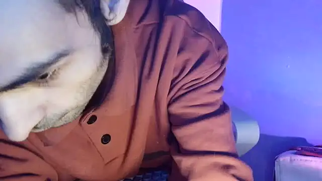 highinhtxx online show from 06/05/26, 12:06