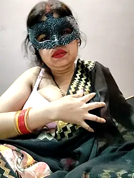 Snapshot of Hot__bhabhi_99 chatting on 11/30/25, 09:13 Hot bhabhi 99 online show from 11/30/25, 09:13