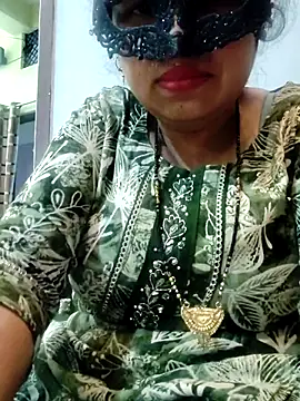 Snapshot of Hot__bhabhi_99 chatting on 12/14/25, 06:08 Hot bhabhi 99 online show from 12/14/25, 06:08