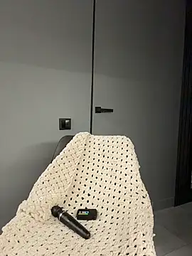 xdjin online show from 10/22/25, 10:04