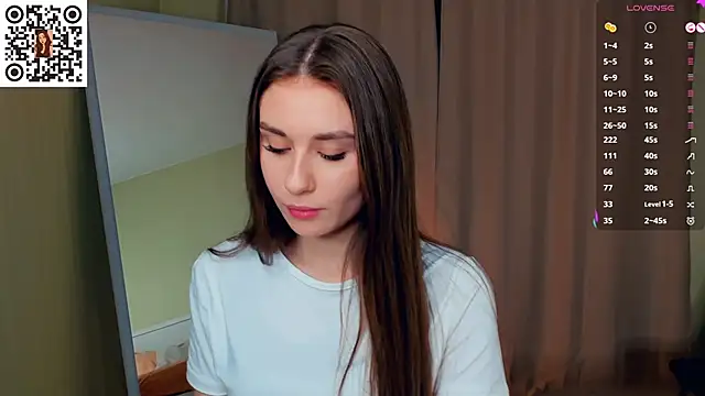 MinaRuzzo online show from 11/14/25, 05:17