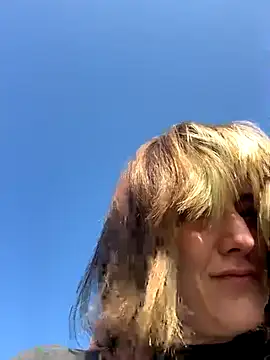 Snapshot of silentasachurchmouse chatting on 12/01/25, 08:03 silentasachurchmouse online show from 12/01/25, 08:03