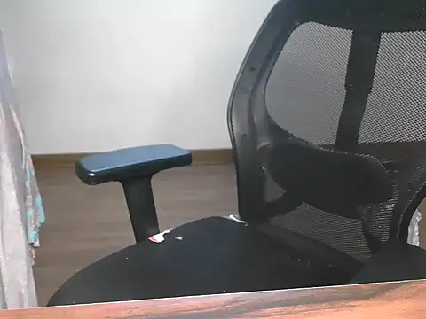 mooonlightbaby online show from 12/17/25, 04:35