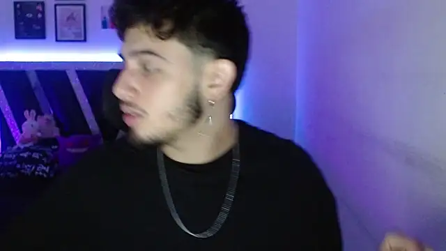 Sebasxxl12 online show from 10/13/25, 03:56