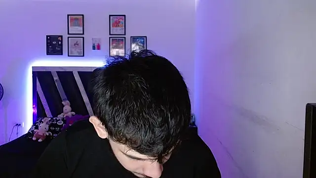 Sebasxxl12 online show from 10/18/25, 01:34