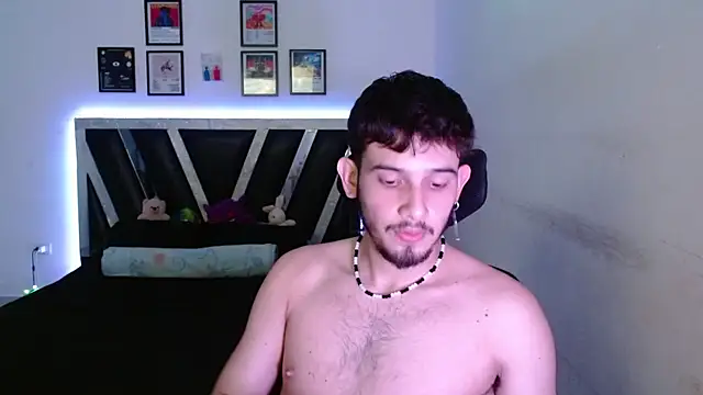 Sebasxxl12 online show from 12/22/25, 06:21