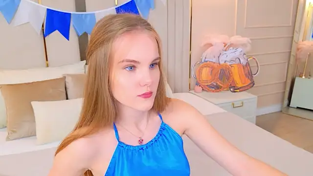 Lili Lohan online show from 10/05/25, 05:11