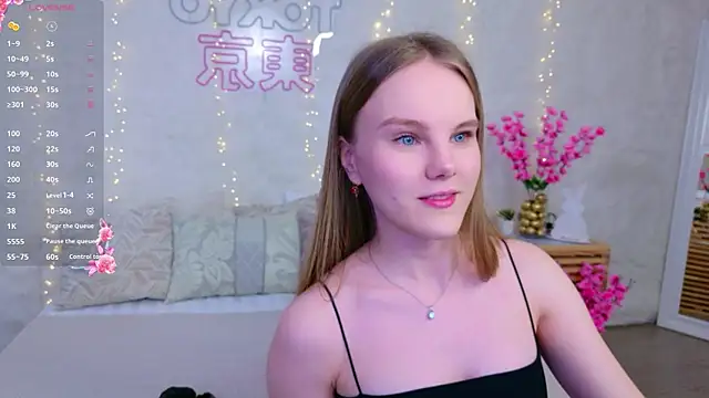 Lili Lohan online show from 04/10/26, 05:01