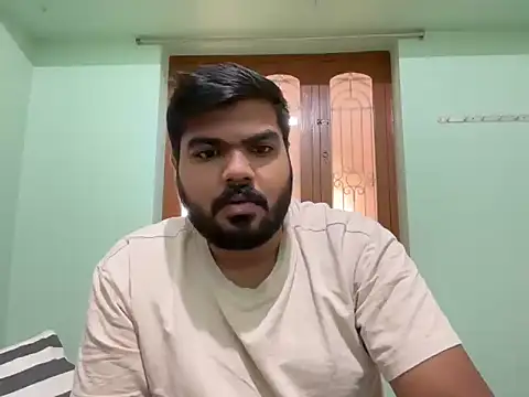 Snapshot of Romeo_Sam2 chatting on 11/17/25, 03:45 Romeo Sam2 online show from 11/17/25, 03:45