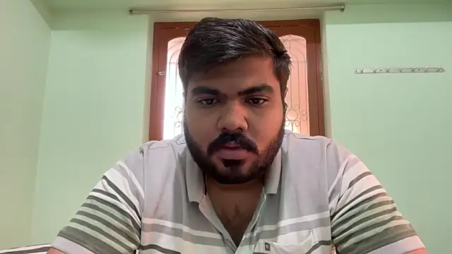 Snapshot of Romeo_Sam2 chatting on 11/19/25, 04:12 Romeo Sam2 online show from 11/19/25, 04:12