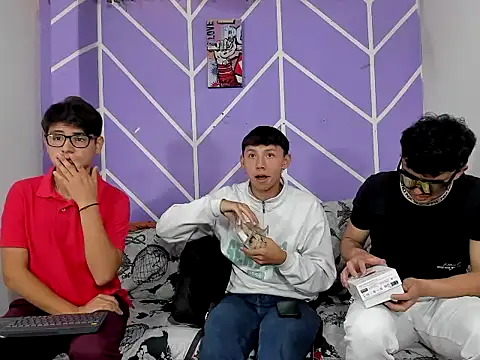 nexusboyhot online show from 12/04/25, 01:53