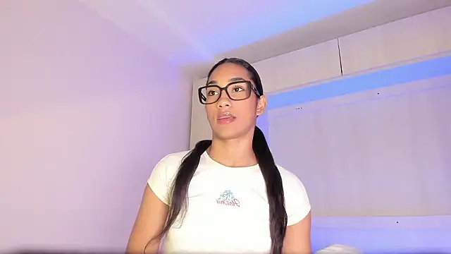 AnahiCollins online show from 01/18/26, 11:36