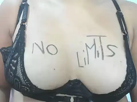 Valentinahot7 online show from 11/28/25, 02:20