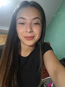 EmmaValencia  online show from 01/08/26, 04:37